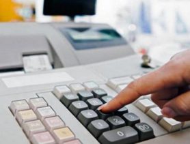 Репетиторов и продавцов на рынке обязали обзавестись кассовыми аппаратами. Но есть нюанс