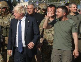 Зеленский готов «набить морду» Путину