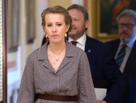 Собчак сбежала из России, а в ЕС заполнили хранилища газа