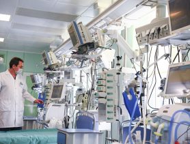 В Беларуси приостановлена деятельность трех медицинских центров