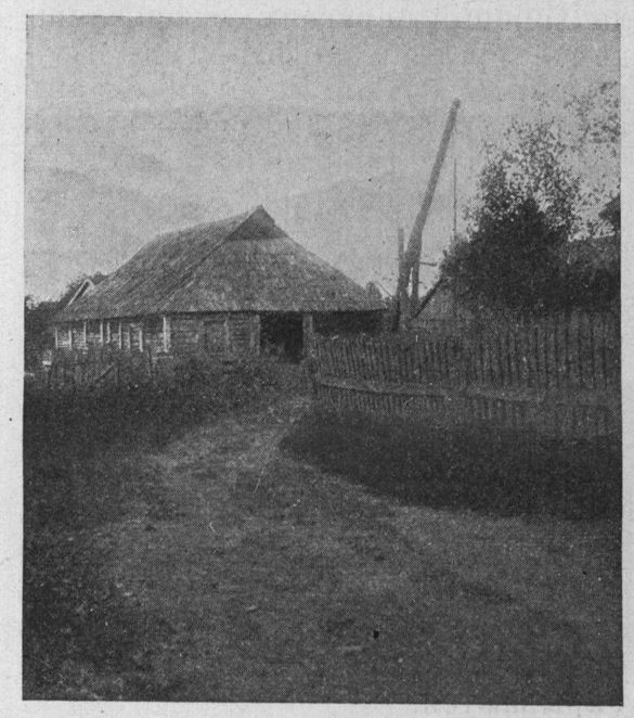 Ночевка автомобиля в сельской риге в Погодино. Сегодня - Берёза-Картузская