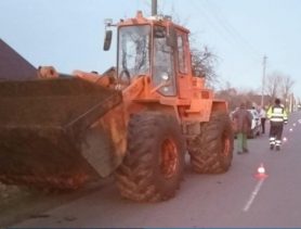 Погрузчик сбил пенсионера в Кобринском районе: мужчина погиб