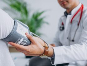 В Беларуси хотят сократить бесплатную медицинскую помощь. Для «тунеядцев» и не только