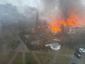 Под Киевом вертолёт упал у детского сада. Погибли дети и руководство МВД