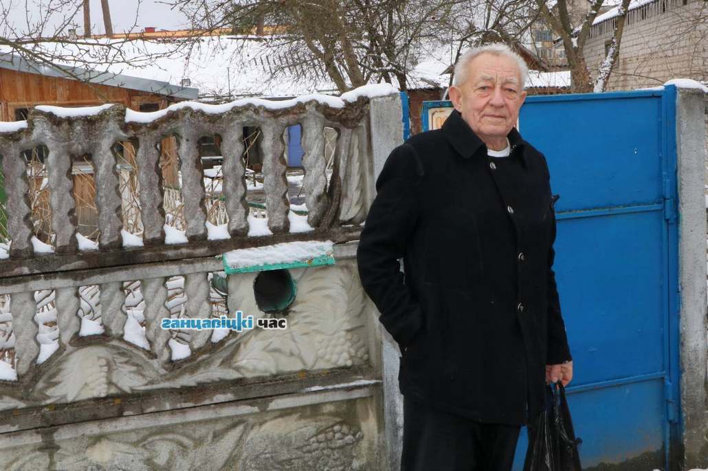 Владимир Владимирович в следующем году отметит своё 80-летие и многие знают его, как человека открытого и жизнерадостного о ком говорят – душа на распашку