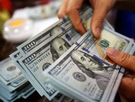 У жительницы Бреста конфисковали 60 тысяч долларов и дали большой штраф