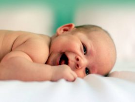 Какими популярными именами называли младенцев в марте 2023 года