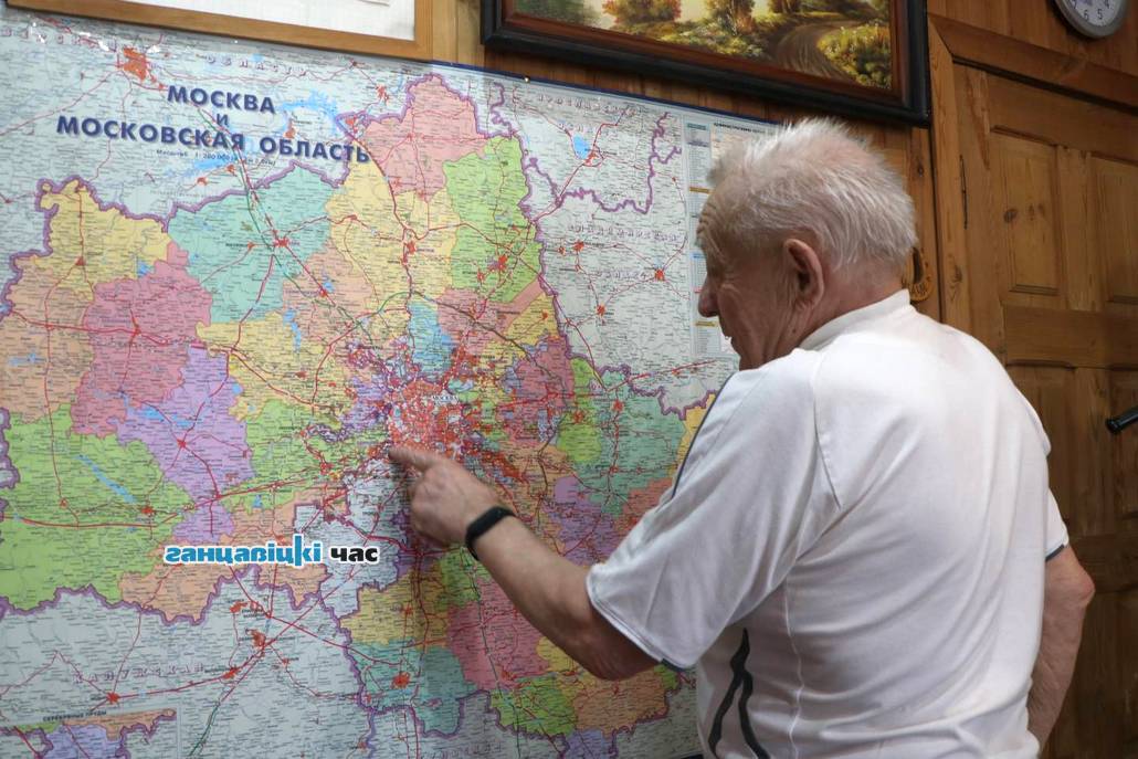 Владимир Кондратюк ежедневно общается с сыном и внуком, которые живут в Подмосковье