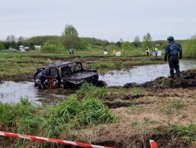 На джипах через канаву: стартовала «Дрыгва» в Ивацевичском районе