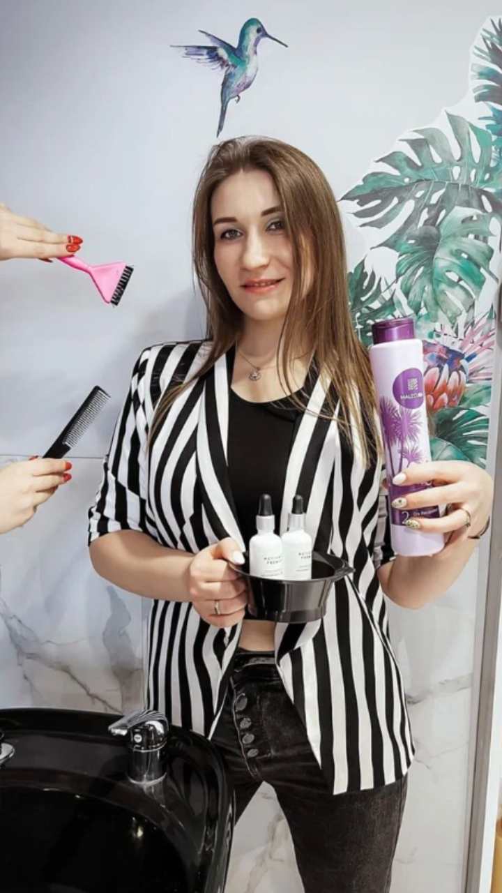 Светлана постоянно учится чему-то новому. Каждые три месяца ездит на семинары, мастер классы, презентации новинок, обучается