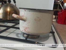 Пьяный сын угрожал убийством родной матери в Пинске