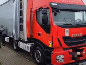 Белоруса поймали на немецкой границе с нелегалами в фуре