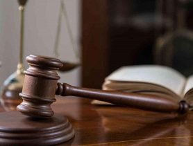 Мутное дело: в Минске мужчина оформлял микрозаймы на умирающих пациентов