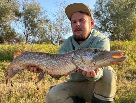 Щучья погода: как рыбачили в ветреные дни октября в Беларуси