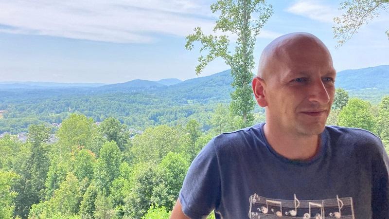 Скулавец США