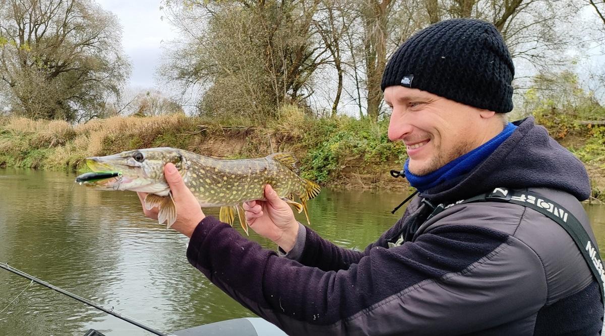 Как рыбачили в конце октября