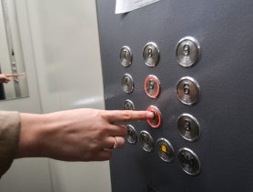 В Брестской области обнаружили лифты с истекшим сроком эксплуатации