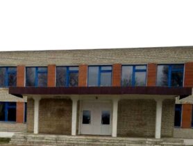 У Ганцавіцкім раёне аўкцыён шчодрасці: прадаюцца былая школа, Дом быта і плот