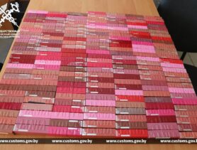 На границе задержали блеск для губ