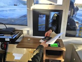 В Литве штрафуют за советскую символику на автомобилях