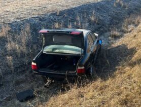 Девушка на BMW улетела в кювет в Брестском районе