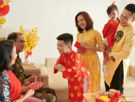 Скандал на Лунный Новый год: ребёнок заявил об ограблении