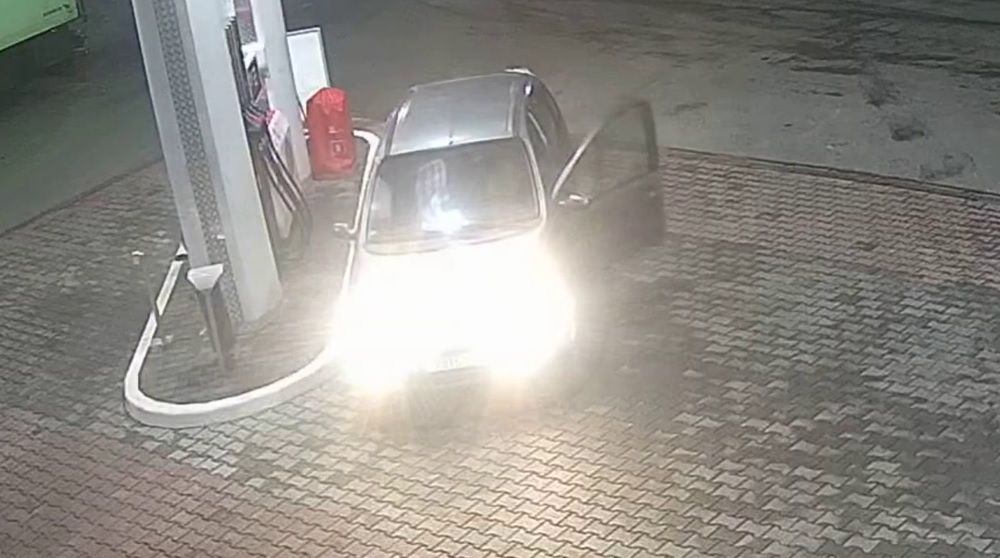 В Бресте два родственника угнали у дамы автомобиль и выпивали за её счёт