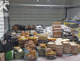 Скрыли от таможни: в Бресте изъяли 5 тонн нелегального сыра