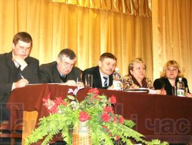В СПК «Хотыничи» работников наградили премиями и вилами