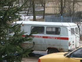 У вас свои врачи, пусть лечат!