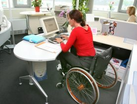 Есть ли льготы для организаций, применяющих труд инвалидов?